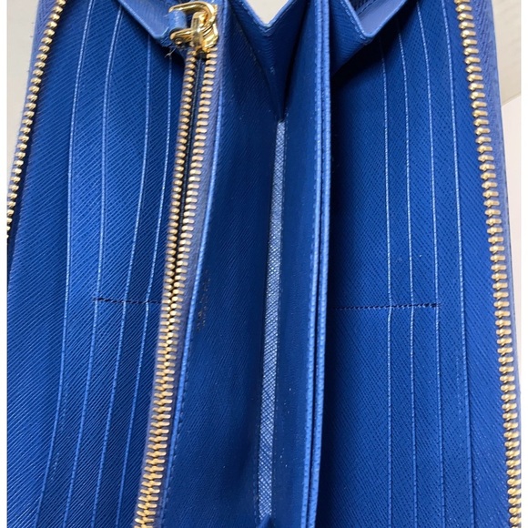 Prada Sapphire Saffiano Leather Zip‎ around Wallet - Picture 10 of 13